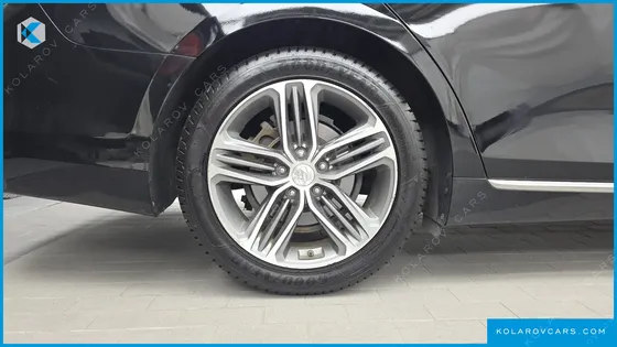 HYUNDAI GRANDEUR 2.4 PREMIUM