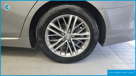 HYUNDAI GRANDEUR 2.4 MODERN