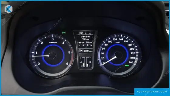 HYUNDAI GRANDEUR HG220 DIESEL MODERN
