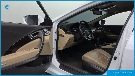 HYUNDAI GRANDEUR HG220 DIESEL MODERN