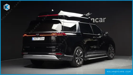 KIA CARNIVAL GASOLINE 9-SEATER HI-LIMOUSINE