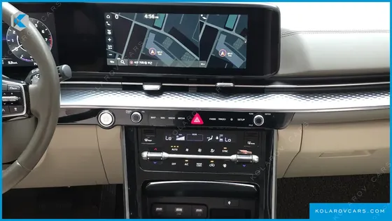 KIA CARNIVAL GASOLINE 9-SEATER HI-LIMOUSINE