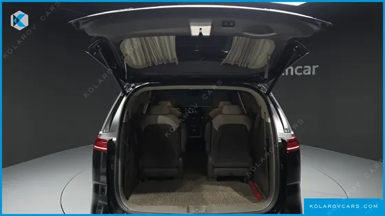 KIA CARNIVAL GASOLINE 9-SEATER HI-LIMOUSINE