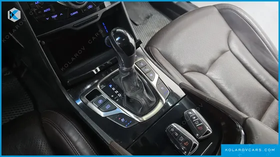 HYUNDAI GRANDEUR HG300 NOBLE