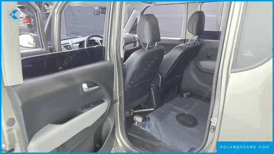 KIA RAY WHEELCHAIR LIFT/SLOPE