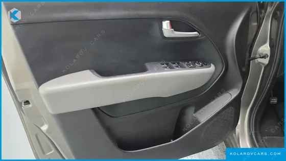 KIA RAY WHEELCHAIR LIFT/SLOPE