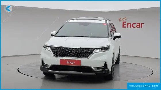 KIA CARNIVAL DIESEL 9-SEATER SIGNATURE