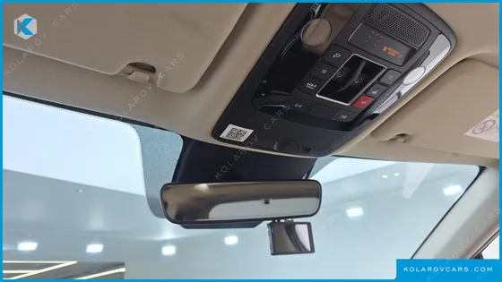 KIA CARNIVAL DIESEL 9-SEATER SIGNATURE