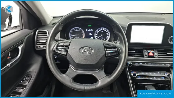 HYUNDAI GRANDEUR 2.4 PREMIUM