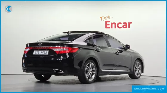 HYUNDAI GRANDEUR HG240 MODERN