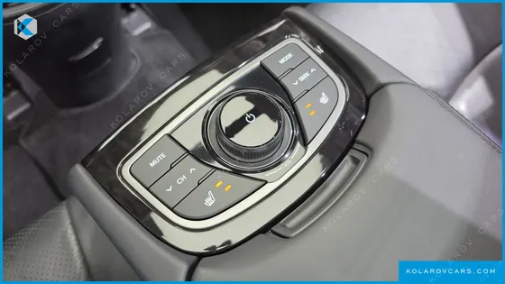 HYUNDAI GRANDEUR HG240 MODERN