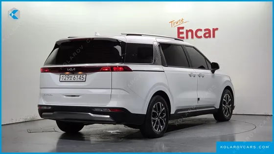 KIA CARNIVAL DIESEL 9-SEATER NOBLESSE