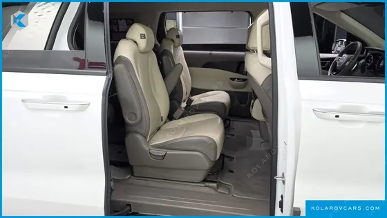 KIA CARNIVAL DIESEL 9-SEATER NOBLESSE