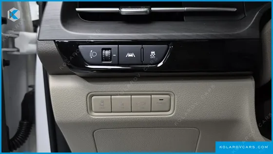 KIA CARNIVAL DIESEL 9-SEATER NOBLESSE