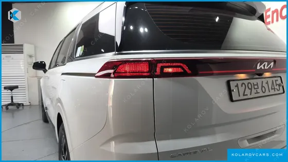KIA CARNIVAL DIESEL 9-SEATER NOBLESSE