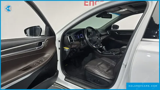 HYUNDAI GRANDEUR 2.4 PREMIUM