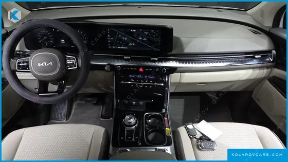KIA CARNIVAL GASOLINE 9-SEATER HI-LIMOUSINE