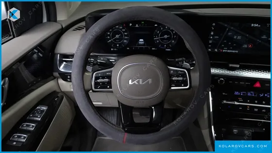 KIA CARNIVAL GASOLINE 9-SEATER HI-LIMOUSINE