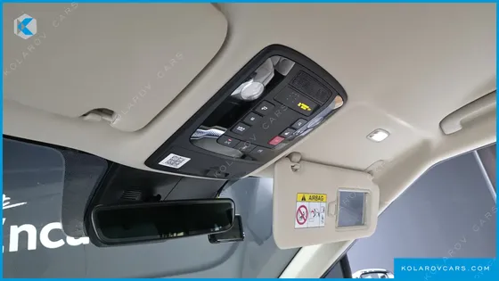 KIA CARNIVAL GASOLINE 9-SEATER HI-LIMOUSINE