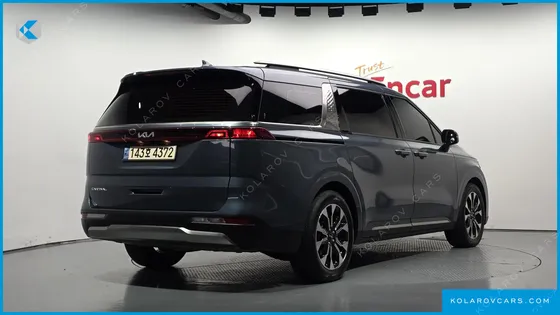 KIA CARNIVAL DIESEL 7-SEATER NOBLESSE