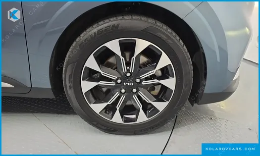 KIA CARNIVAL DIESEL 7-SEATER NOBLESSE