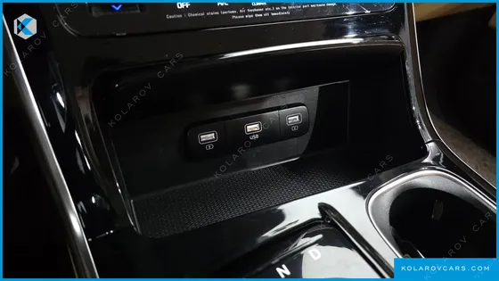 KIA CARNIVAL DIESEL 7-SEATER NOBLESSE