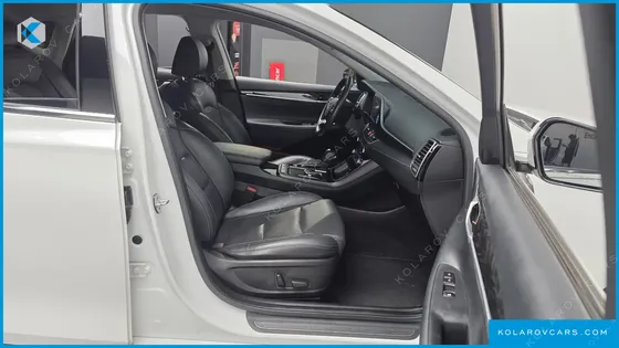 HYUNDAI GRANDEUR 3.0 LPI MODERN (RENTAL CAR)