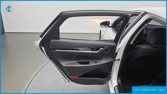 HYUNDAI GRANDEUR 3.0 LPI MODERN (RENTAL CAR)