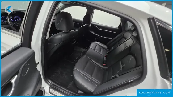 HYUNDAI GRANDEUR 3.0 LPI MODERN (RENTAL CAR)