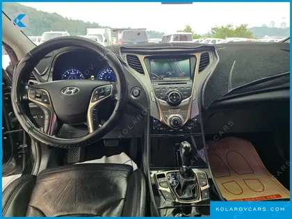 HYUNDAI GRANDEUR HG300 NOBLE