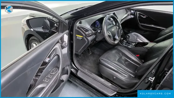 HYUNDAI GRANDEUR HG300 PREMIUM