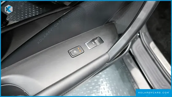 HYUNDAI GRANDEUR HG300 PREMIUM