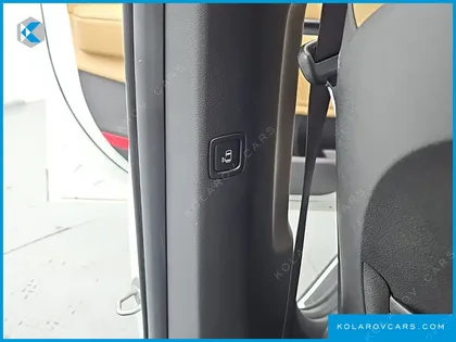 KIA CARNIVAL DIESEL 9-SEATER PRESTIGE