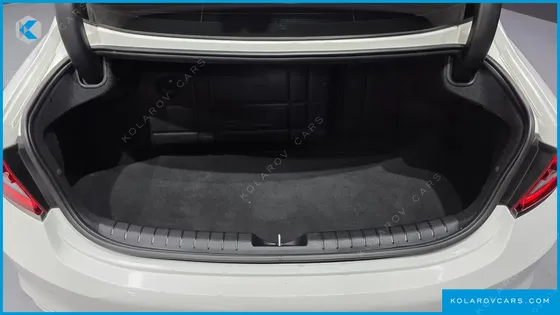 HYUNDAI GRANDEUR 3.0 LPI EXCLUSIVE (RENTAL CAR)