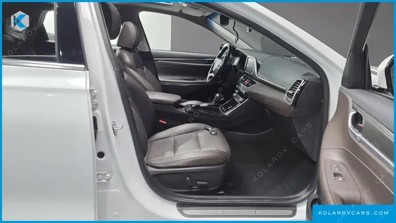 HYUNDAI GRANDEUR 3.0 LPI EXCLUSIVE (RENTAL CAR)