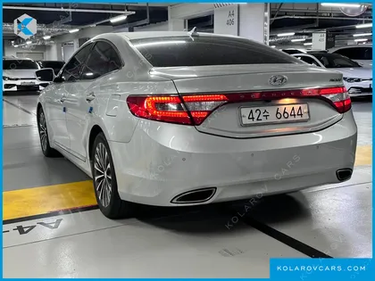 HYUNDAI GRANDEUR HG300 PREMIUM