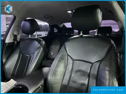 HYUNDAI GRANDEUR HG300 PREMIUM
