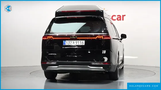 KIA CARNIVAL GASOLINE 9-SEATER SIGNATURE
