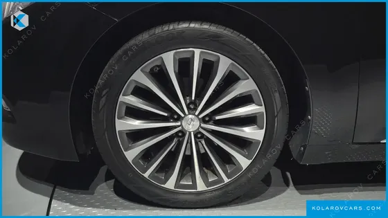 HYUNDAI GRANDEUR HG300 PREMIUM