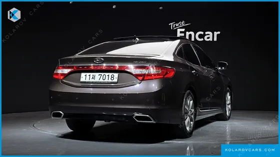 HYUNDAI GRANDEUR HG240 MODERN