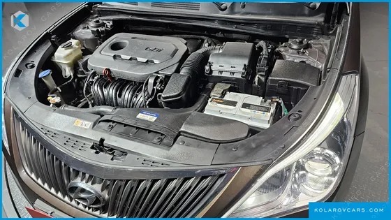 HYUNDAI GRANDEUR HG240 MODERN