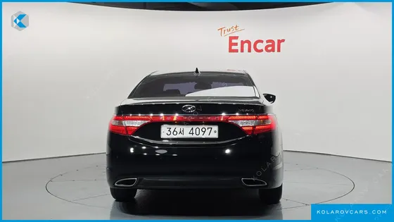 HYUNDAI GRANDEUR HG240 MODERN