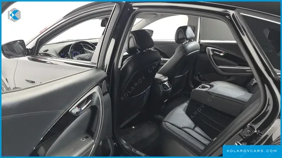 HYUNDAI GRANDEUR HG240 MODERN