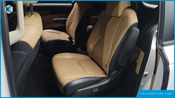 KIA CARNIVAL GASOLINE 9-SEATER PRESTIGE