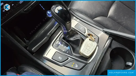 HYUNDAI GRANDEUR HG240 MODERN