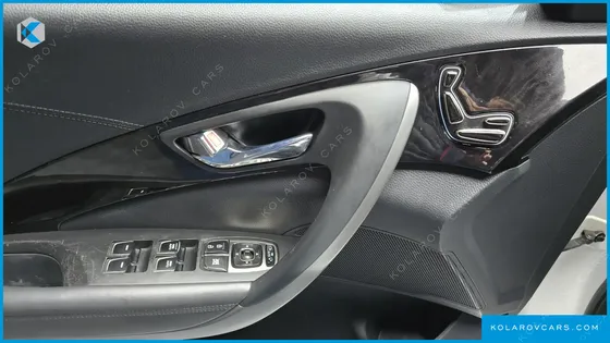 HYUNDAI GRANDEUR HG240 MODERN