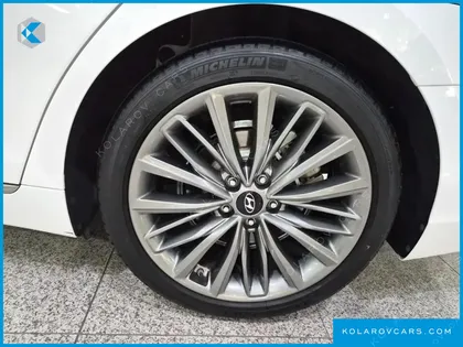 HYUNDAI GRANDEUR 3.0 PREMIUM