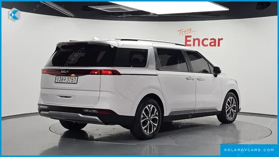 KIA CARNIVAL DIESEL 9-SEATER PRESTIGE