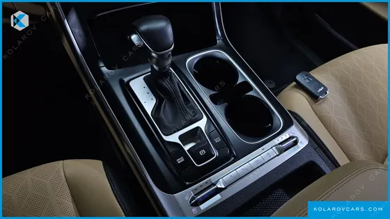 KIA CARNIVAL DIESEL 9-SEATER PRESTIGE