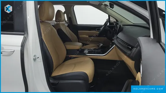 KIA CARNIVAL DIESEL 9-SEATER PRESTIGE